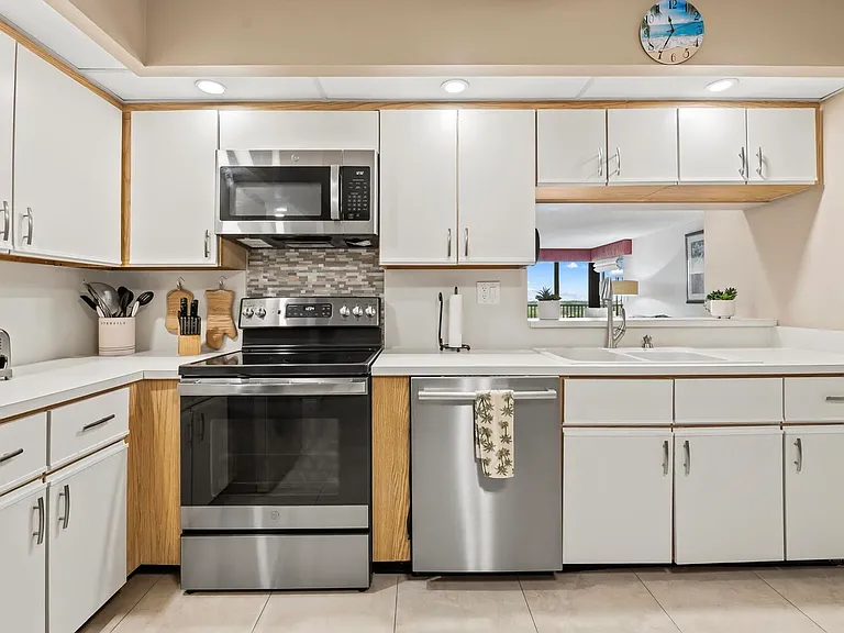 3420 S Ocean Blvd #8W — Photo 14