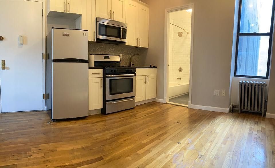 1st image of 136 W 111th St APT 4FE