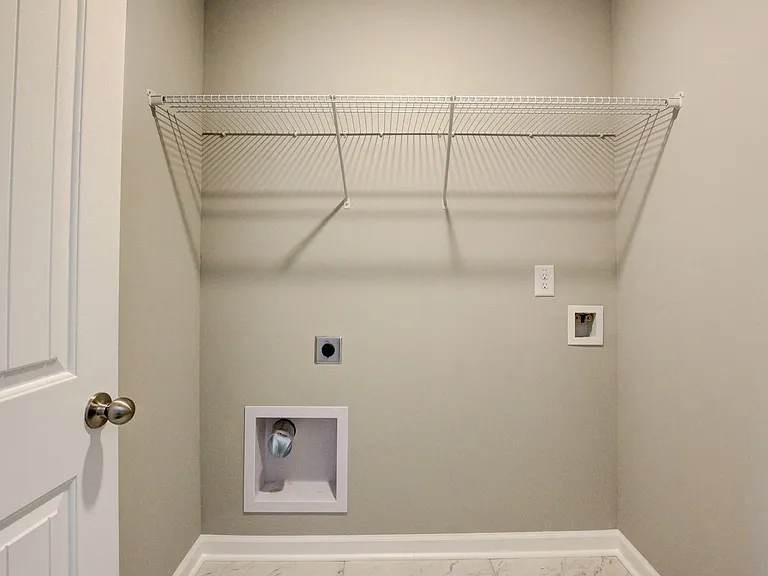 818 Limestone Way — Photo 27