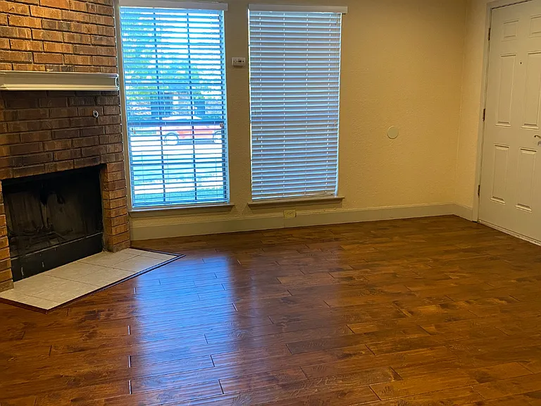 7720 Kings Ridge Rd — Photo 5