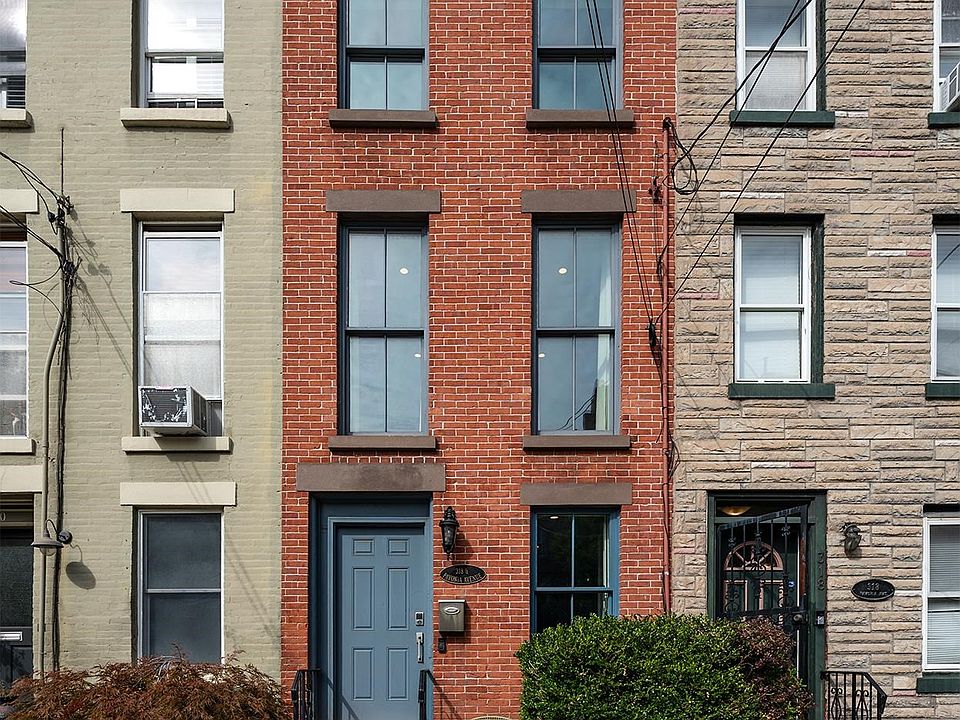 1st image of 318 1/2 Pavonia Ave