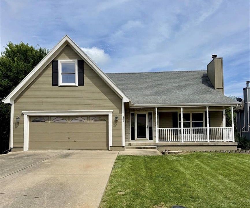 1st image of 205 N Highland Dr