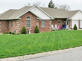 10435 Pinecrest St, New Bloomfield, MO 65063