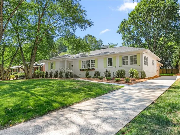 1109 Buckingham Rd, Greensboro, NC 27408
