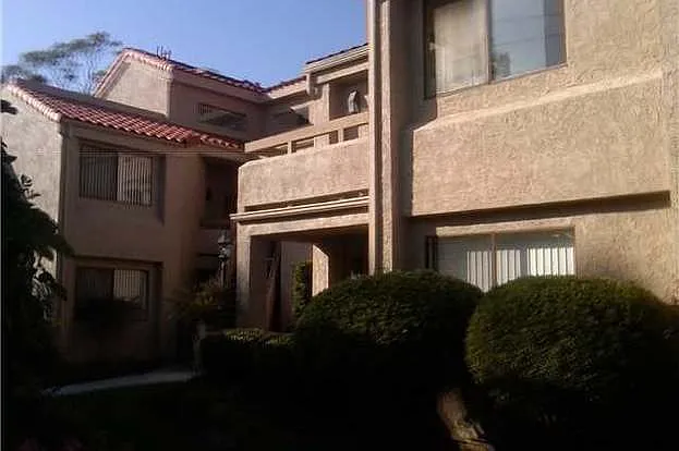 1946 Swallow Ln — Photo 27