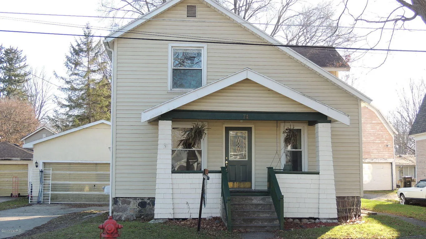 74 Church St photo 1