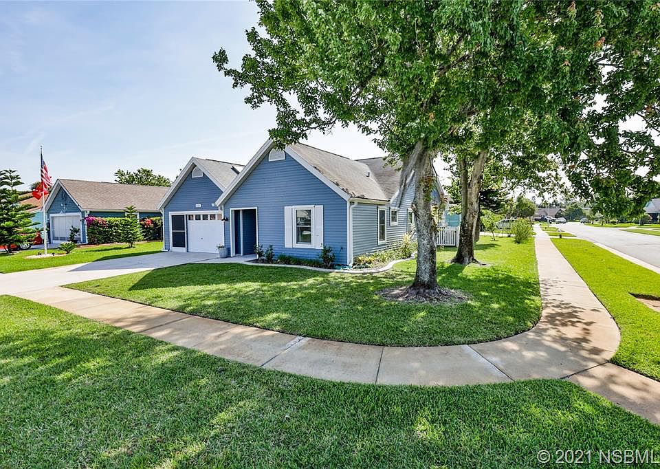 1st image of 827 Island Point Dr