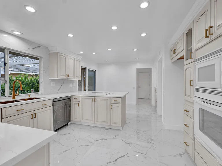 2506 Sapra St — Photo 35