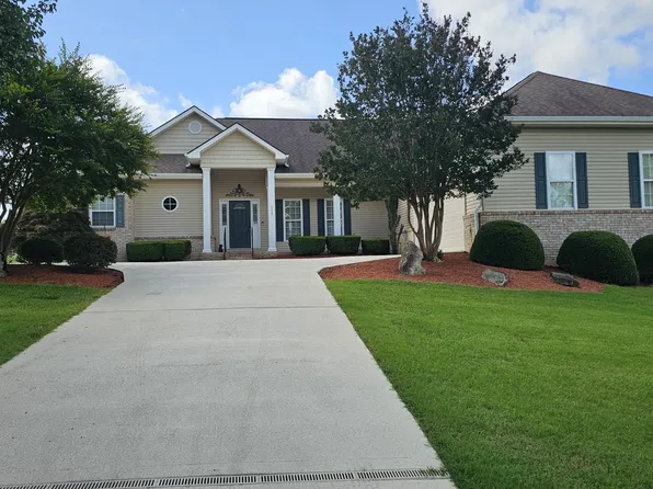 236 Ganega Trl, Vonore, TN 37885