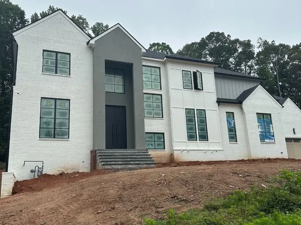 498 Indian Hills Trl, Marietta, GA 30068