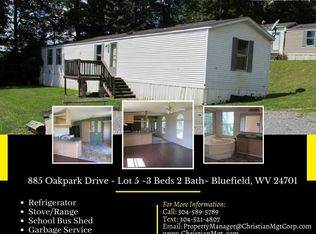 885 Oakpark Dr, Bluefield, WV 24701