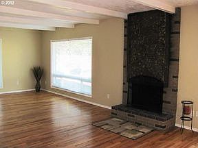 4th image of 10500 NE 113th Ave