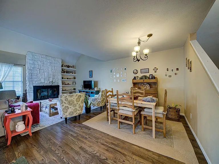 434 Cobblestone Dr — Photo 14