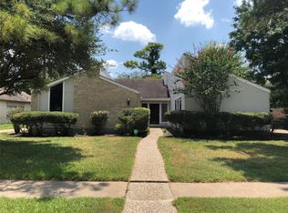 5631 Council Grove Ln, Houston, TX 77088