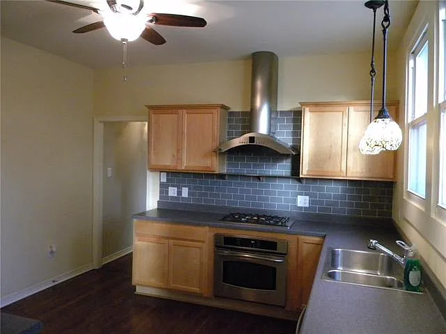 5800 Catina St — Photo 13