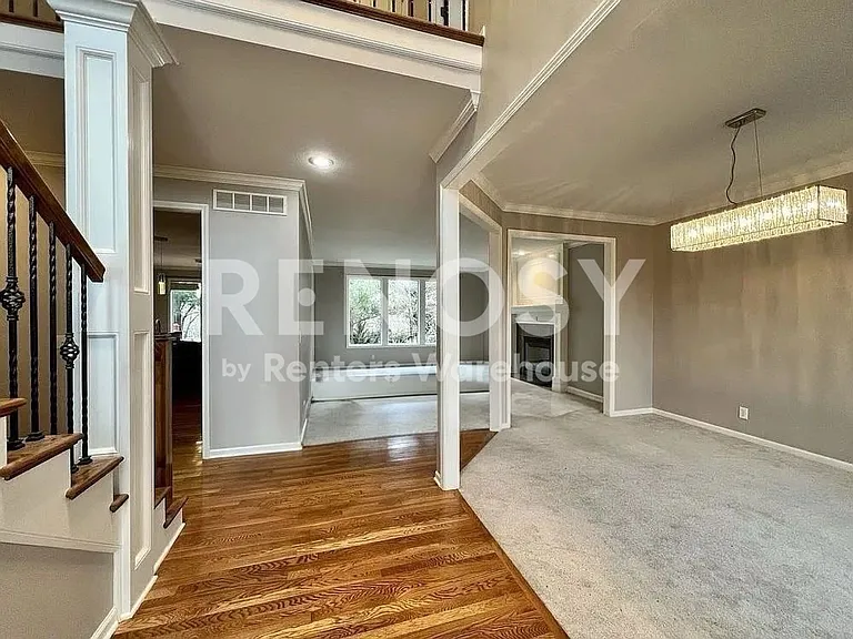 15861 Linden St — Photo 8