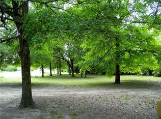 929 Silver Creek Azle Rd, Azle, TX 76020