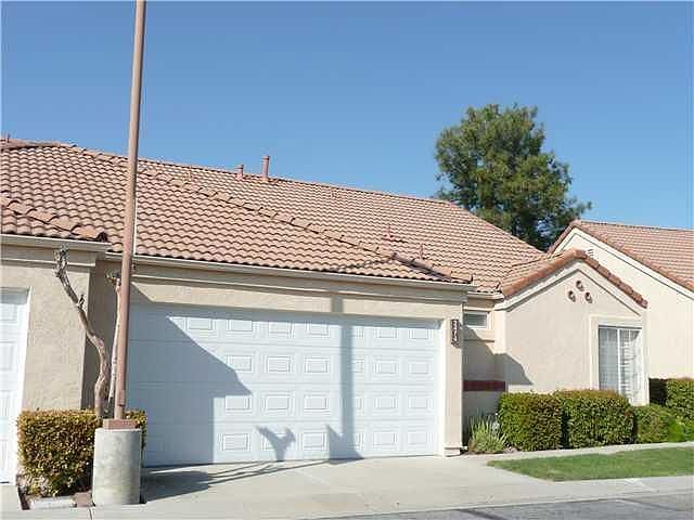 2nd image of 2474 Daybreak St