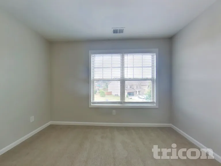 3444 Baylor Cir — Photo 15