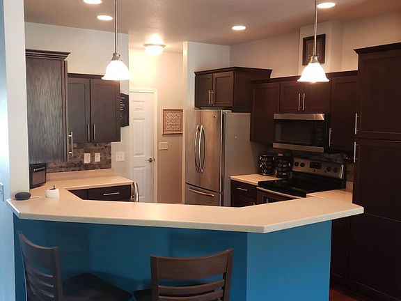 4th image of 212 Chapel Hill Dr