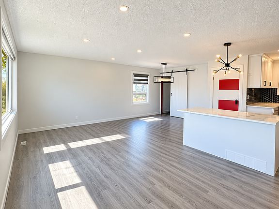3rd image of 67 Henry Ave NW
