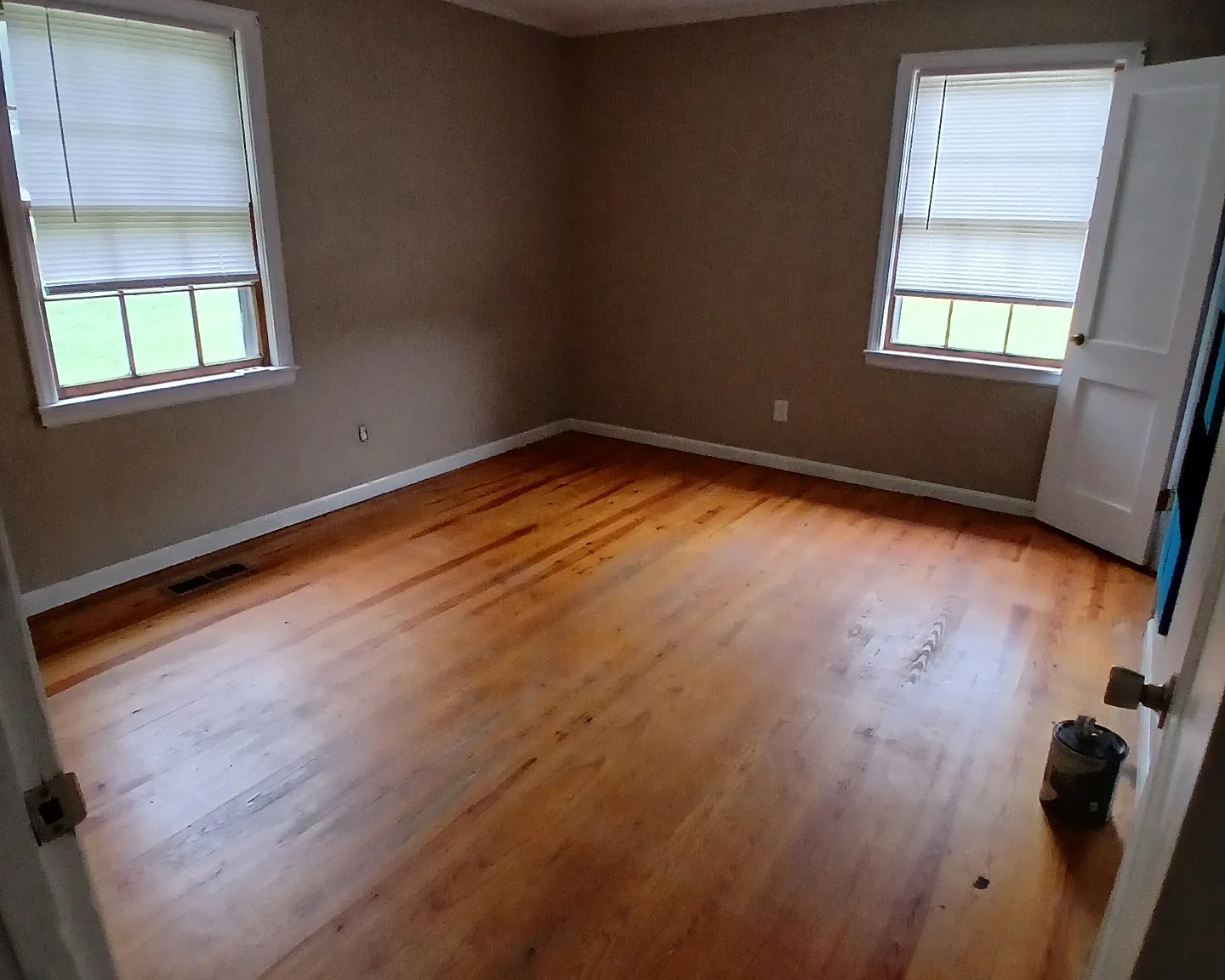 3 bed, 1400 sqft, $1,600 — Photo 4