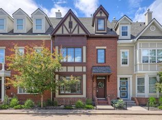17 E Somme Blvd SW, Calgary, AB T2T 6K7