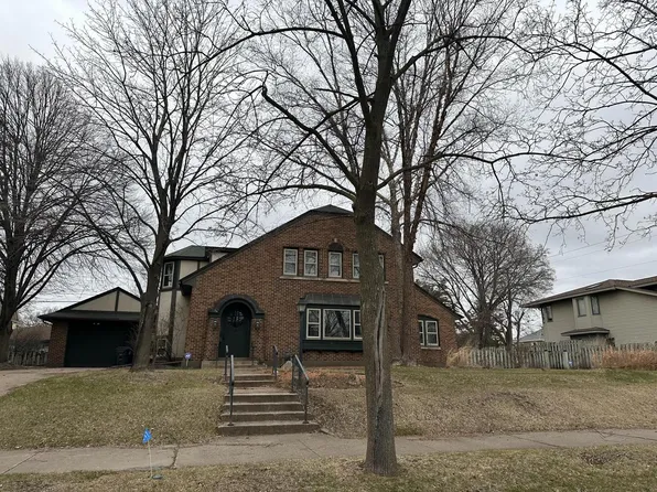 1733 Cameron AVENUE, La Crosse, WI 54601