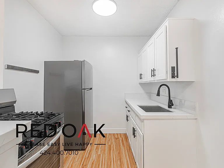 12605 Kensington Ln #7 — Photo 4