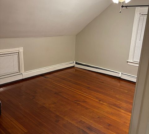 4th image of 114 Bishop St #3