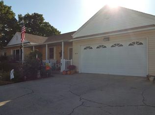 2615 S Fillmore St, Springfield, IL 62704