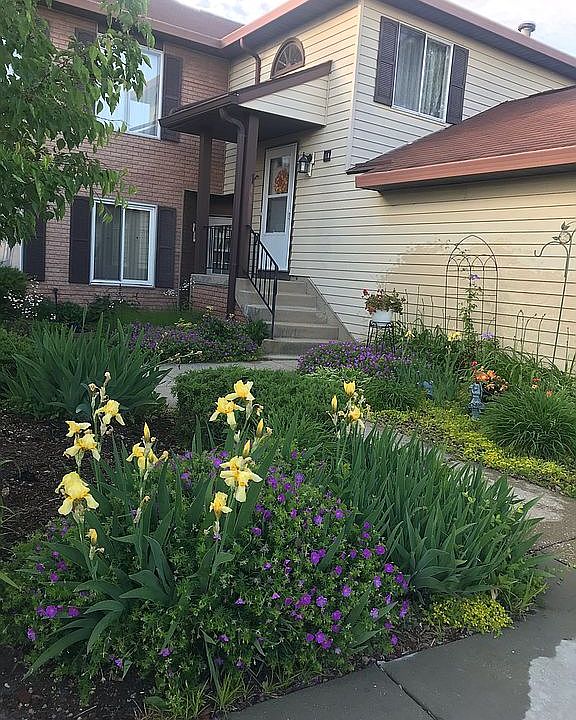 1st image of 2490 Brunswick Cir #16