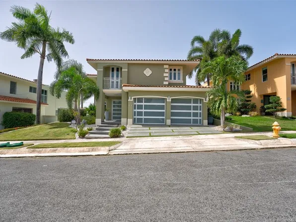 4 Grand Palm Dr #D, Vega Alta, PR 00692