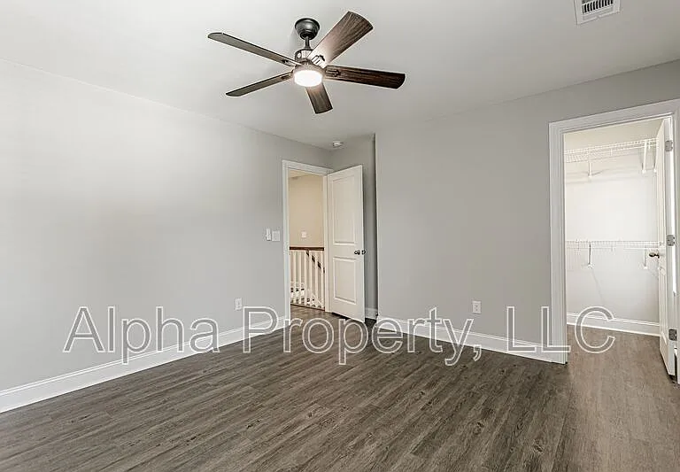 121 Remount Way — Photo 22