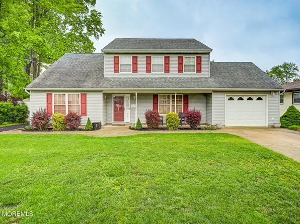 637 Clark Avenue, Union Beach, NJ 07735