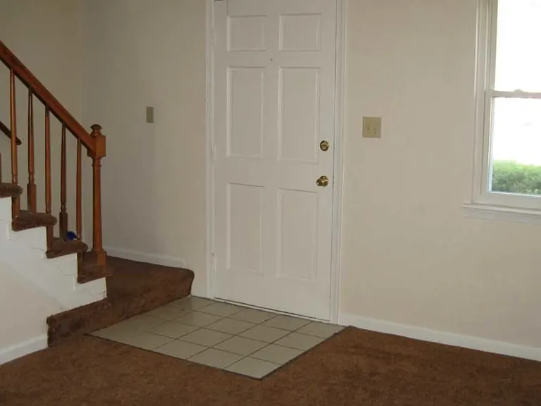 Hodges Ferry East Townhomes — Photo 6