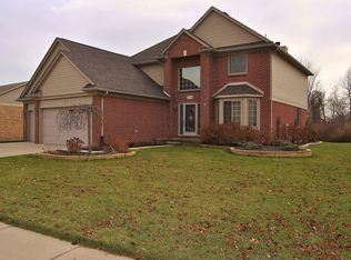 35438 Harrison St, New Baltimore, MI 48047