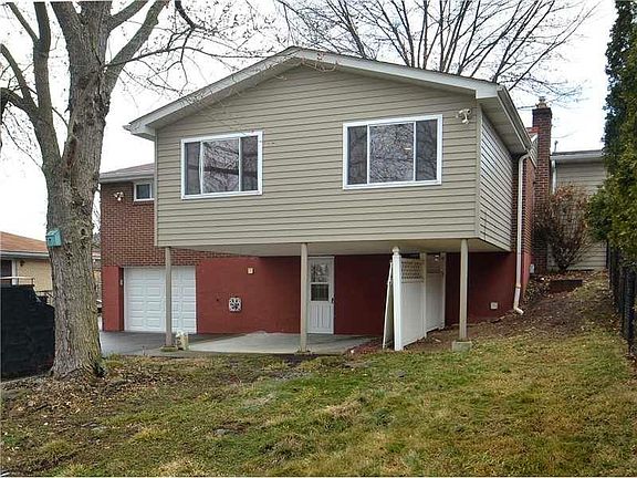 3rd image of 120 Dorman Dr