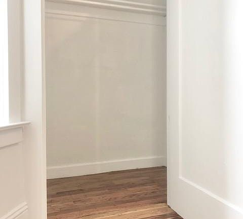 5th image of 103 Holloway Ave