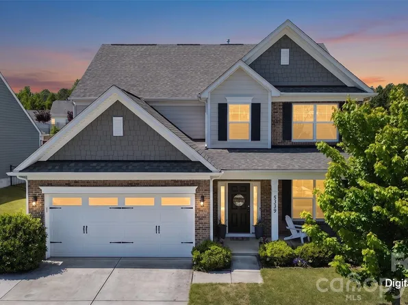 5339 Pembrey Dr, Denver, NC 28037