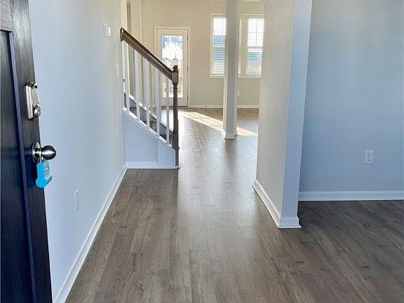 3rd image of 6608 Carswell Dr