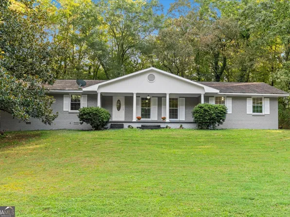 228 Woodland Cir NW, Calhoun, GA 30701