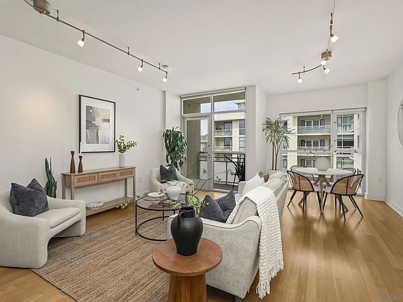 5th image of 3812 Park Blvd Unit 412