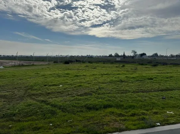 1234 Dan Ronquillo Rd, Fresno, CA 93706