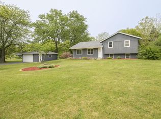 W305S8061 Ellen Dr, Town Of Mukwonago, WI 53149