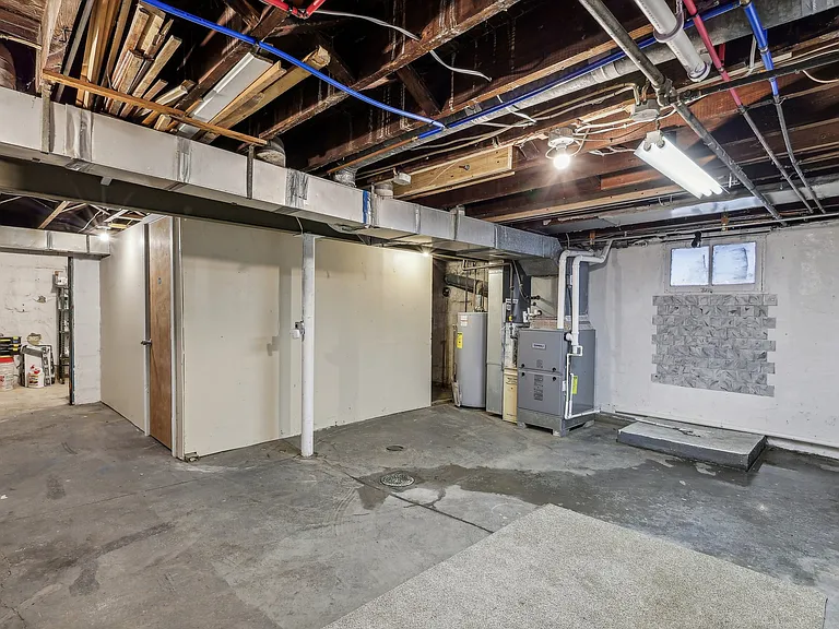 526 Berry Ave — Photo 25