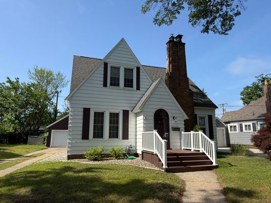 1193 Cornell Rd, Muskegon, MI 49441