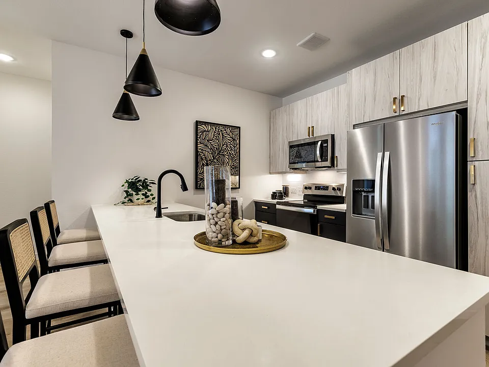 Rivette Tower apartments community photo