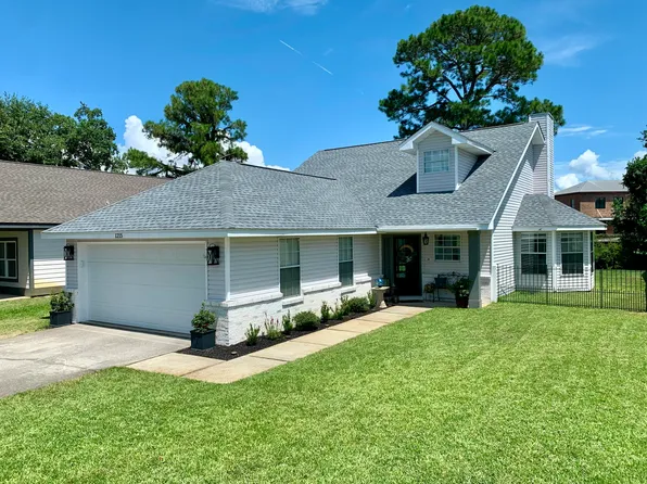 1215 Quail Lake Blvd, Destin, FL 32541