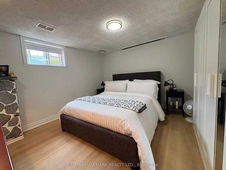 67 Saskatoon Dr #LOWER — Photo 15